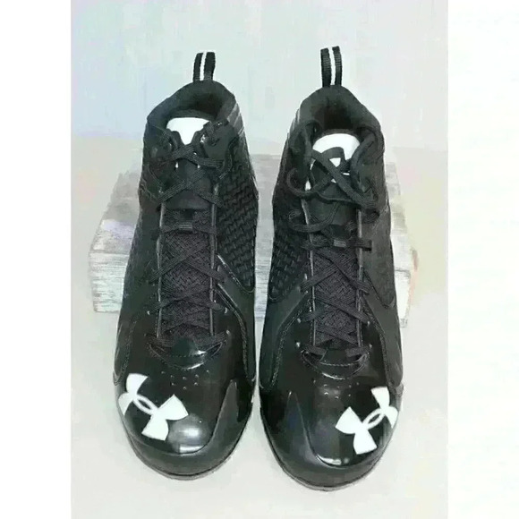 New Under Armor Nitro Clutch Fit 4DFoam Football Cleats 1258021-001 Mens size 13 - Picture 1 of 13